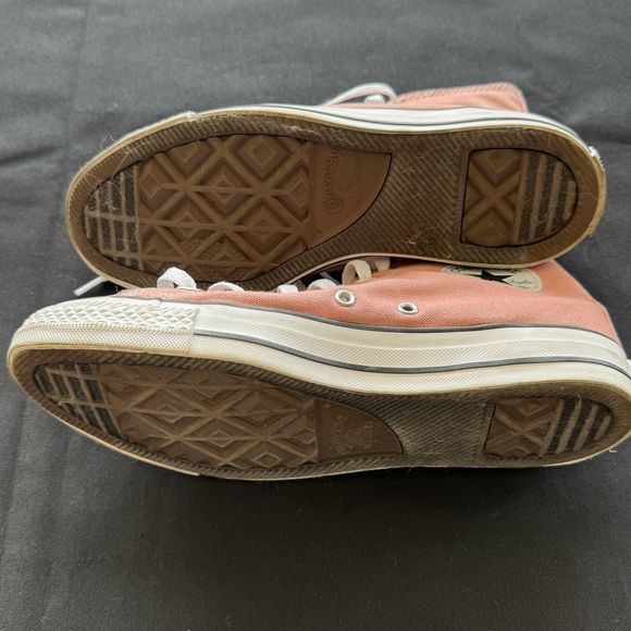 Converse peach Canvas High-Tops 7.5 - Picture 5 of 5